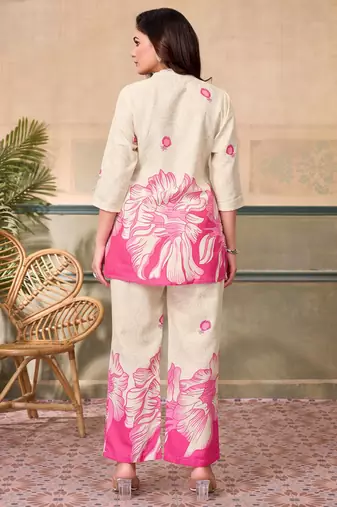 Cream pink printed rayon 2-pieces co-ord sets for women