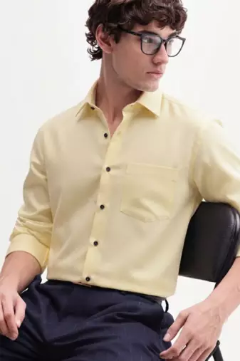 Men's Plain Cream Color Spread Collar Cotton Blended Casual Wear Shirt