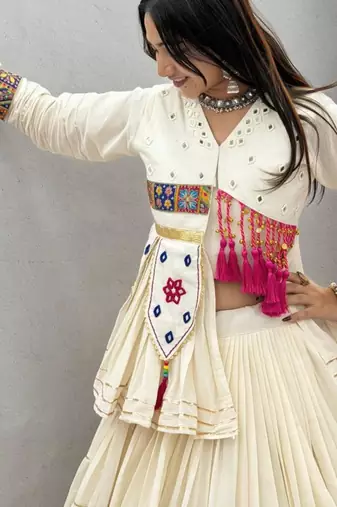 off white cotton-poly plain hand embroidery circular lehenga Lehenga Choli for Navratri
