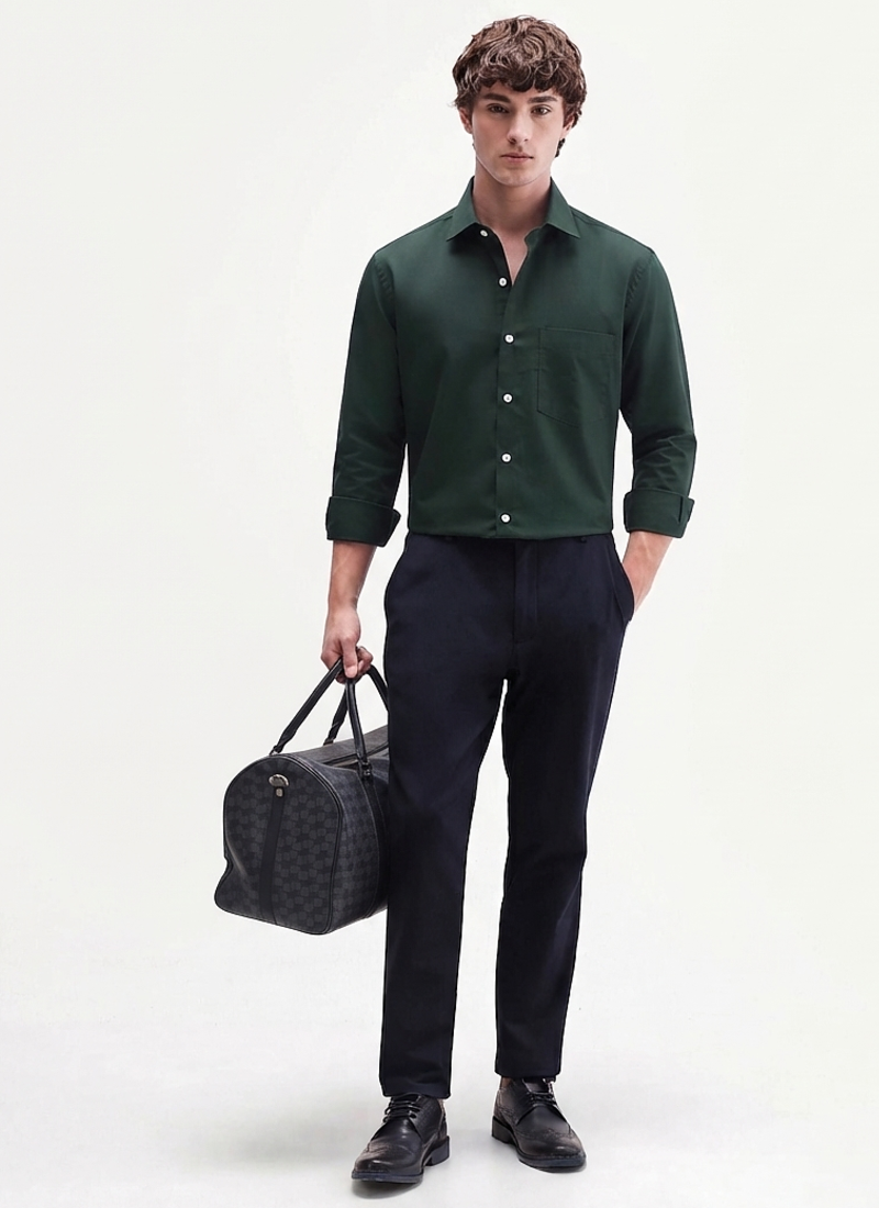 Men's Plain Dark Green Spread Collar Cotton Blended Casual Wear Shirt