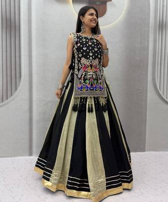 black silk blend plain thread work circular lehenga Lehenga Choli for Navratri 4