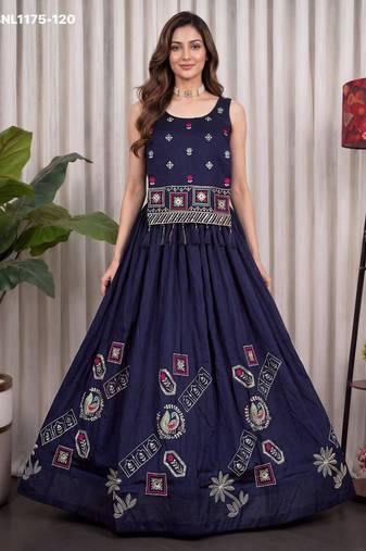 navy blue silk blend embroidered thread work circular lehenga Lehenga Choli for Navratri