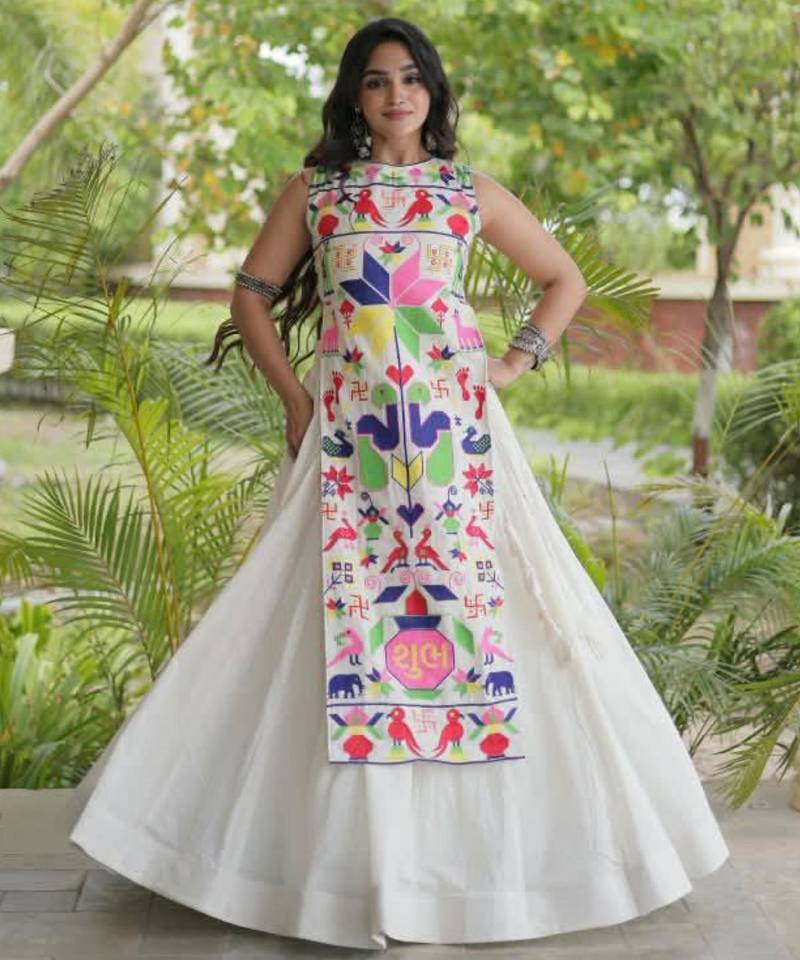 white cotton-poly plain thread work circular lehenga Lehenga Choli for Navratri
