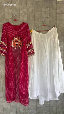 white rayon plain patch work a line lehenga Lehenga Choli for Navratri 3