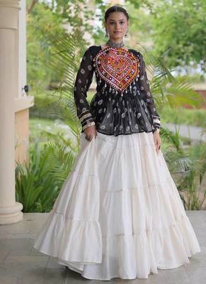 Navratri White Cotton Poly Plain Lehenga Choli 1
