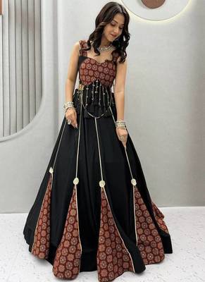 Navratri Black Cotton Poly Printed Lehenga Choli 4