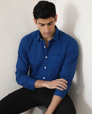 Men's Plain Royal Blue Spread Collar Cotton Blended Casual Wear Shirt 2