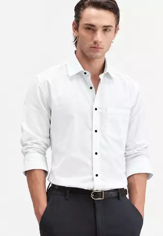Men's Plain White Spread Collar Cotton Blended Casual Wear Shirt