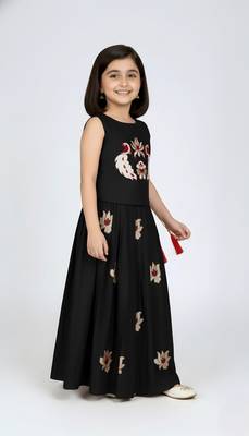Black south indian embrodairy pattu pavadai silk blend readymade lehenga choli dress for kids 3