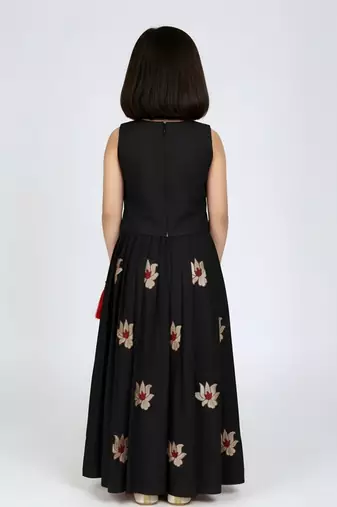 Black south indian embrodairy pattu pavadai silk blend readymade lehenga choli dress for kids