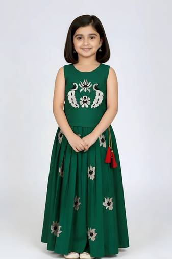 Green south indian embrodairy pattu pavadai silk blend readymade lehenga choli dress for kids