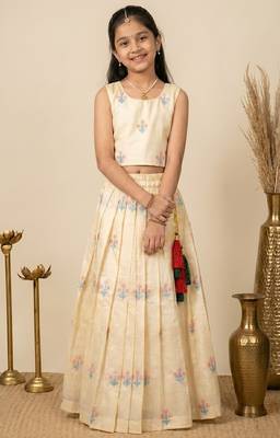 White girls silk blend embrodairy readymade pattu pavadai lehenga choli 3