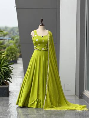 Green Mirror Navratri Lehnega Choli With Dupatta 2