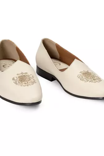 Cream off white solid leather slipons