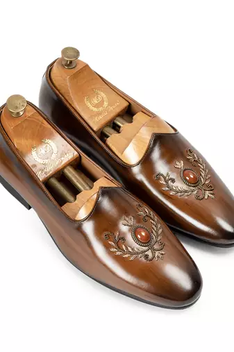 Tan brown solid leather slipons