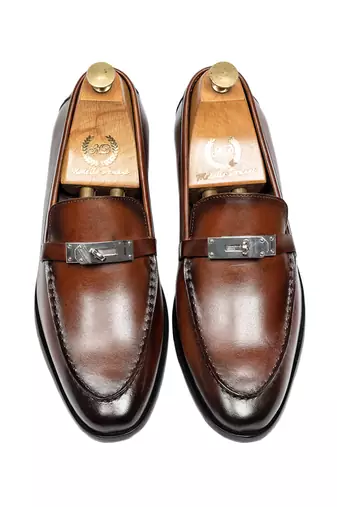 Tan brown solid leather slipons