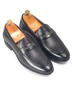 Black synthetic textured slipons