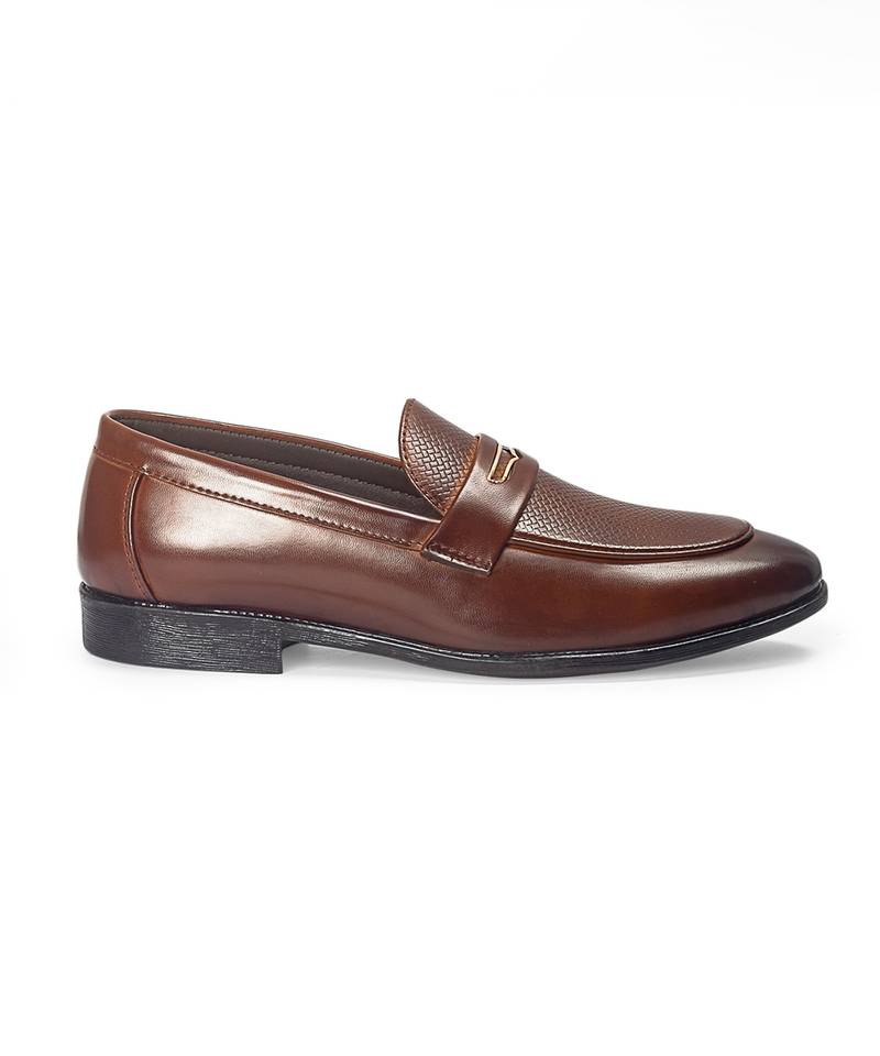 Chocolate brown synthetic textured slipons