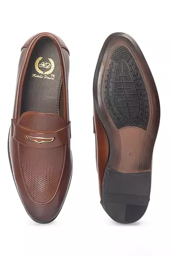 Chocolate brown synthetic textured slipons