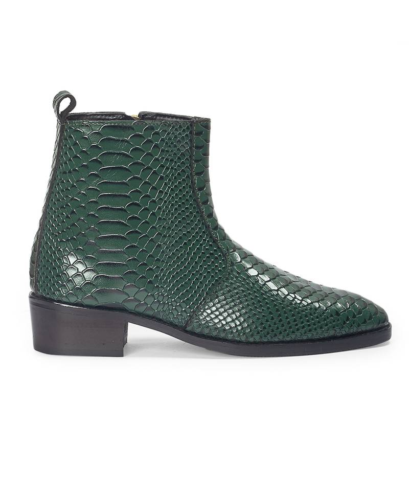 Green serpente leather boots