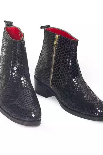 Black suede leather boots