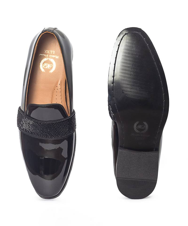 Black patent embelished leather slipons