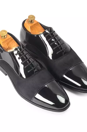 Black patent velvet leather oxfords