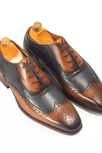 Tan brown navy patina leather shoes