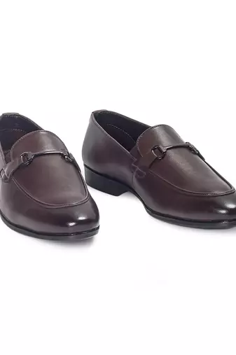 Brown synthetic buckle slipons