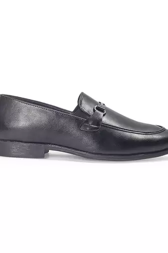 Black synthetic buckle slipons
