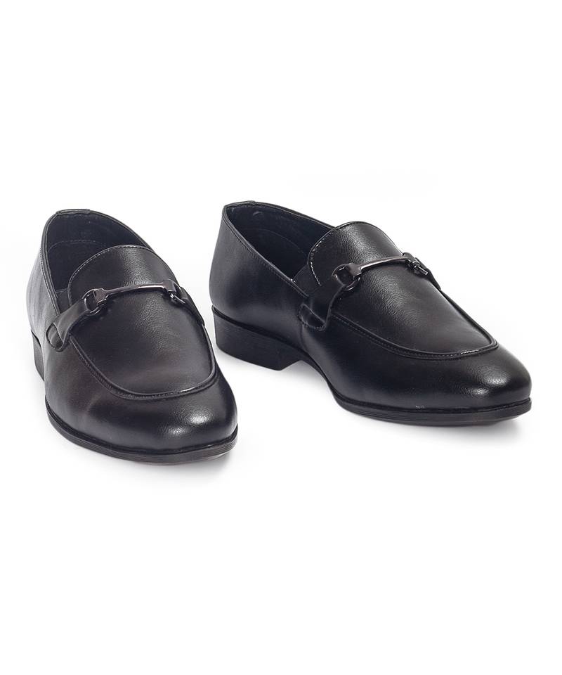Black synthetic buckle slipons