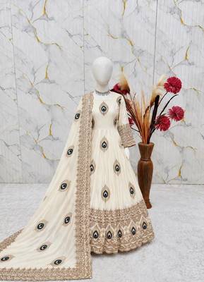 Heavy fendy silk blend embroidery thred and sequnce work off white readymade ethnic gown 2
