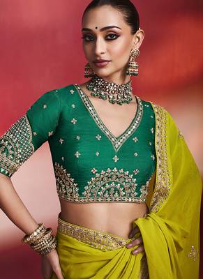 lime green silk blend saree with bottle green embroidered blouse & zari border 4