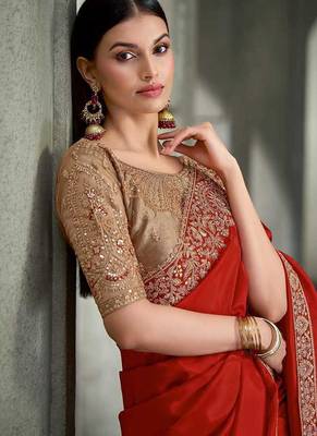 crimson red faux crepe saree with embroidered pallu and border 2