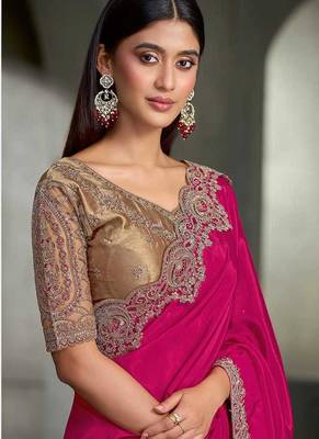 rani pink faux crepe saree with embroidered border and blouse 2