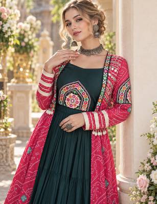 D Green Rayon Readymade Navratri Lehenga Choli with Kutchi Patchwork 2
