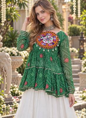 Green&White Georgette Readymade Navratri Lehenga Choli with Kutchi Patchwork 2
