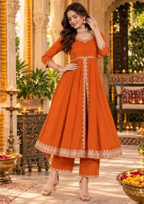 Women's elegant roman silk front-cut anarkali kurti set with organza dupatta 5