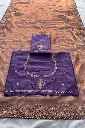 Woven design dual-tone party wear saree with cutwork embroidery detailing