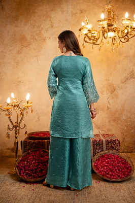 Blue embroidered kurta with ghaghra palazzo & dupatta set 3