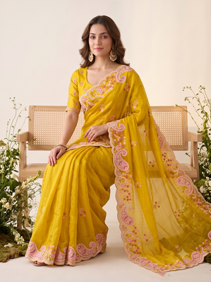 Yellow silk blend saree with contrast thread embroidery & designer scallop cutwork border with heavy blouse 3