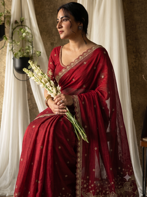 Women's red embroidered saree with blouse piece 2