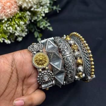 Dual tone And antique kada bangle combo Stack 5 pc 3