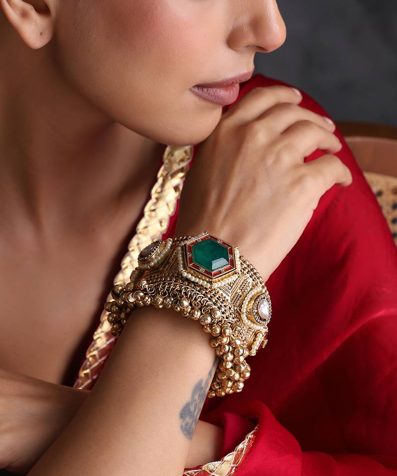 Gold plated emerald green polki cuff bangle