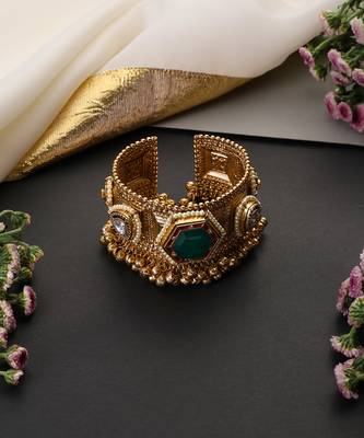 Gold plated emerald green polki cuff bangle 3