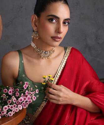 Gold plated multicolor temple motif choker set 5