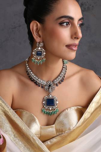 Gold plated sapphire blue polki necklace set
