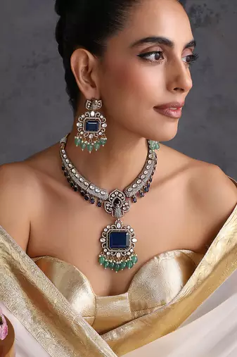 Gold plated sapphire blue polki necklace set
