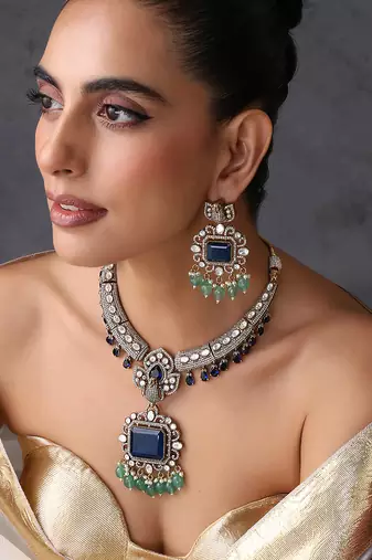 Gold plated sapphire blue polki necklace set