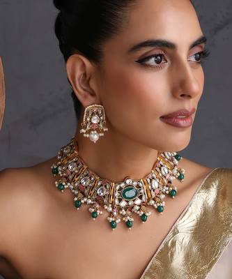 Gold plated emerald green stones polki necklace set 5